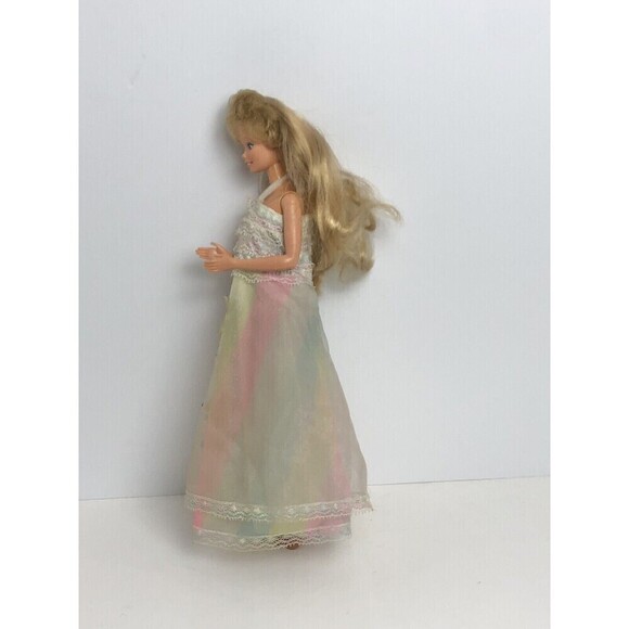 1980 Vintage Happy Birthday Barbie Mattel #1922 First Edition Doll Stamped 1966 - Picture 6 of 10